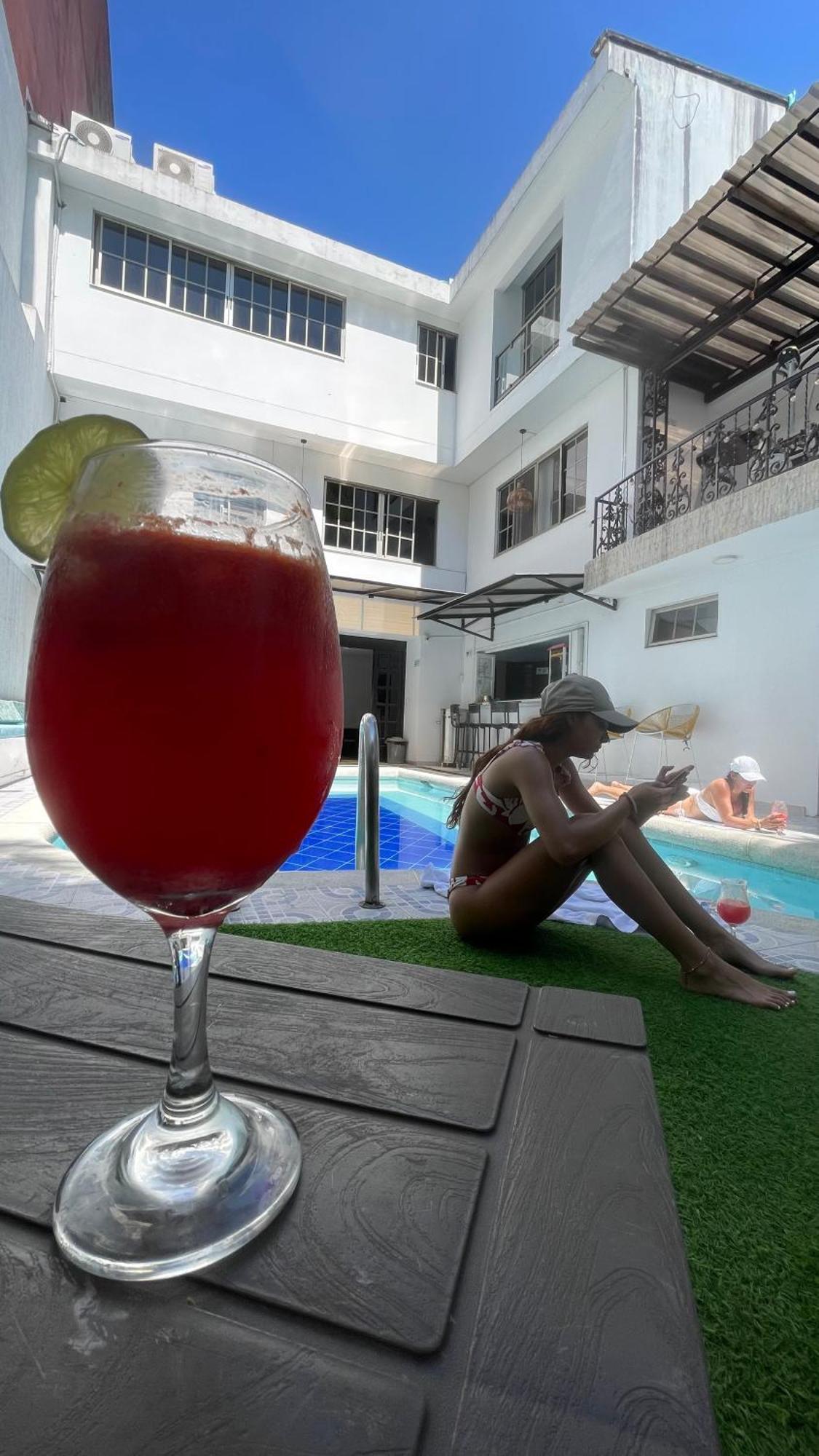 The View Hostel & Lounge Cali Εξωτερικό φωτογραφία